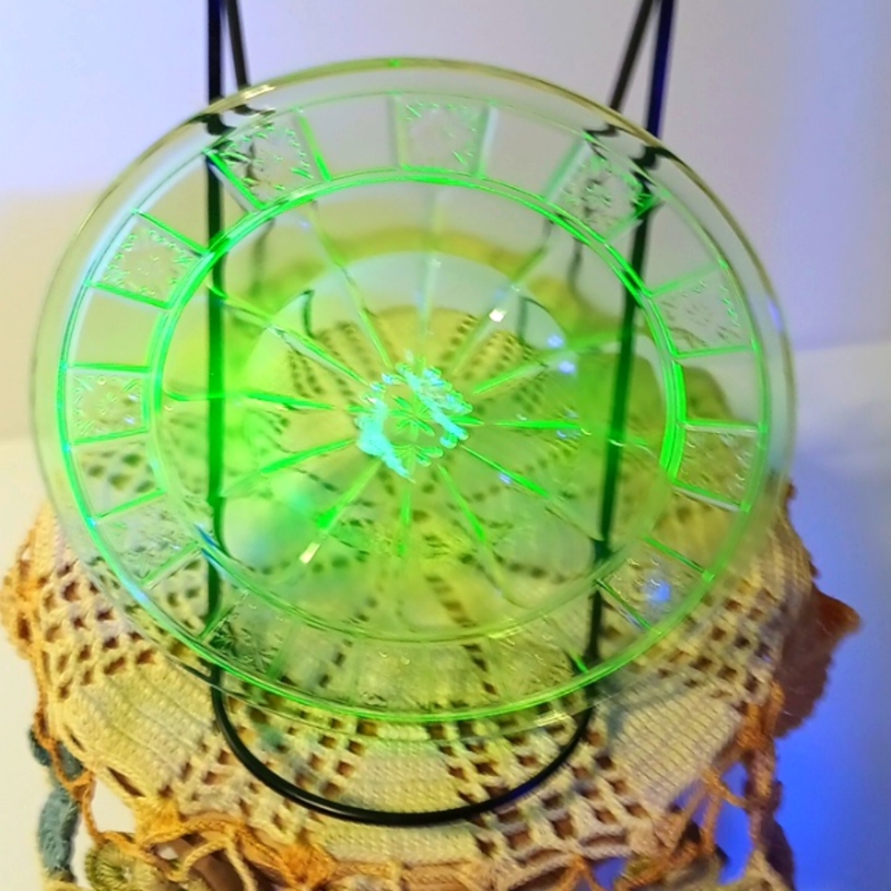 Jeannette Depression Glass Green Doric Design 6 Inch Dessert Plate